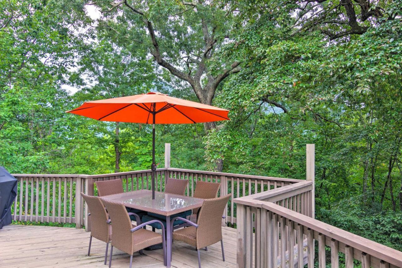 Luxe Rumbling Bald Retreat With Deck And Mountain View Villa Lake Lure Kültér fotó